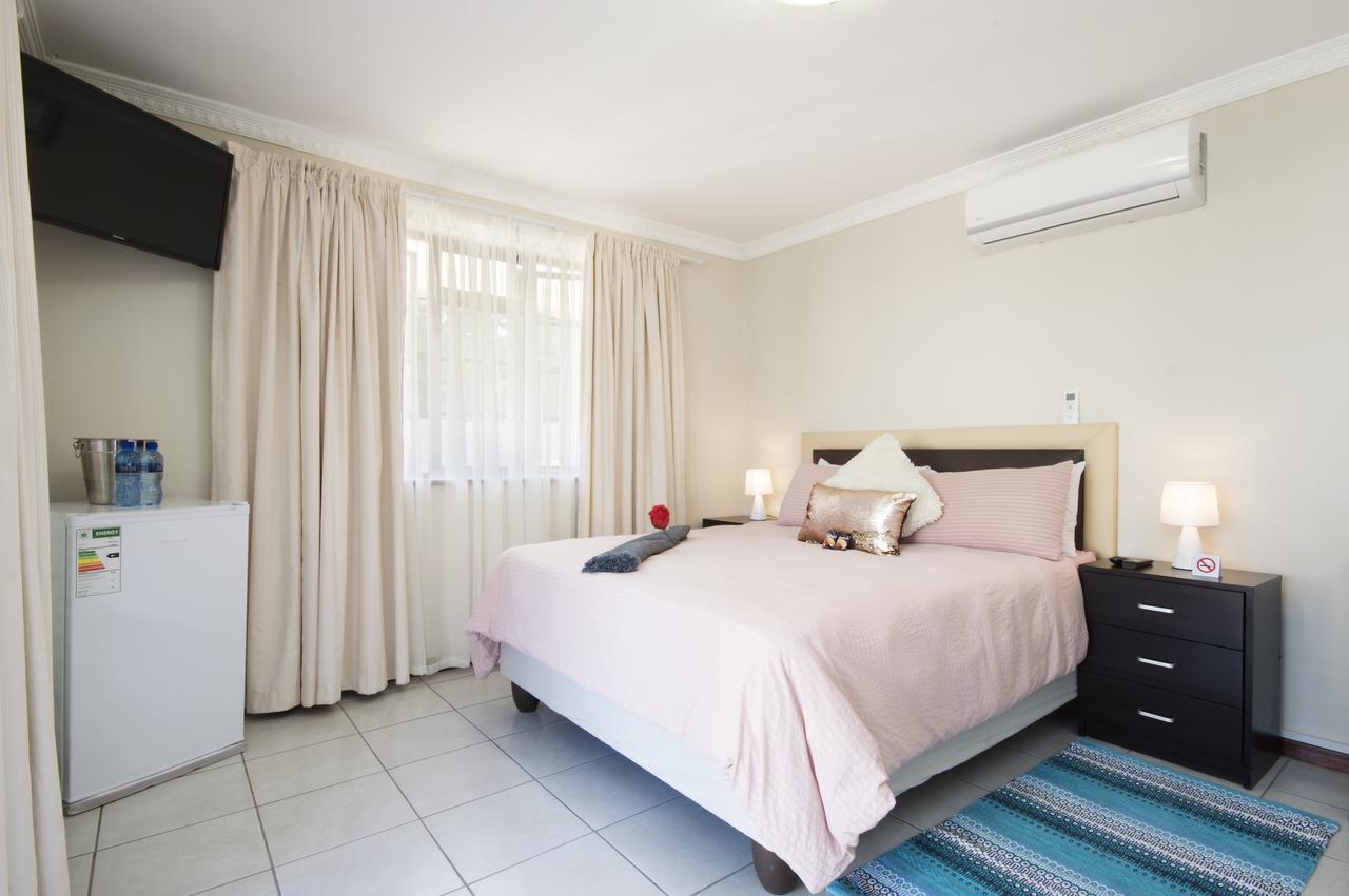 Walmer Villiers Self Catering Port Elizabeth Bagian luar foto