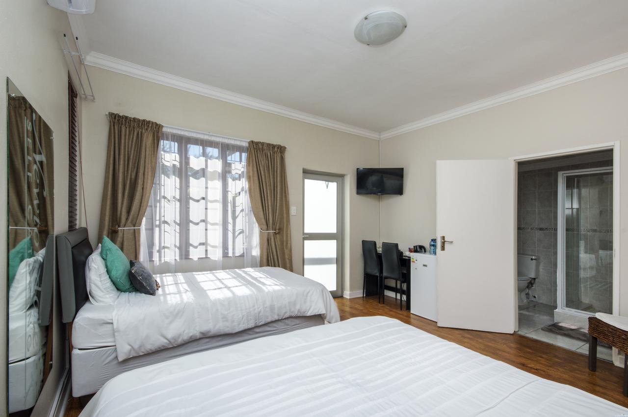 Walmer Villiers Self Catering Port Elizabeth Bagian luar foto